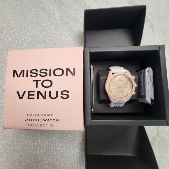 Swatch X Omega Bioceramic Moonswatch Mission To The VENUS - Picture 5 of 8